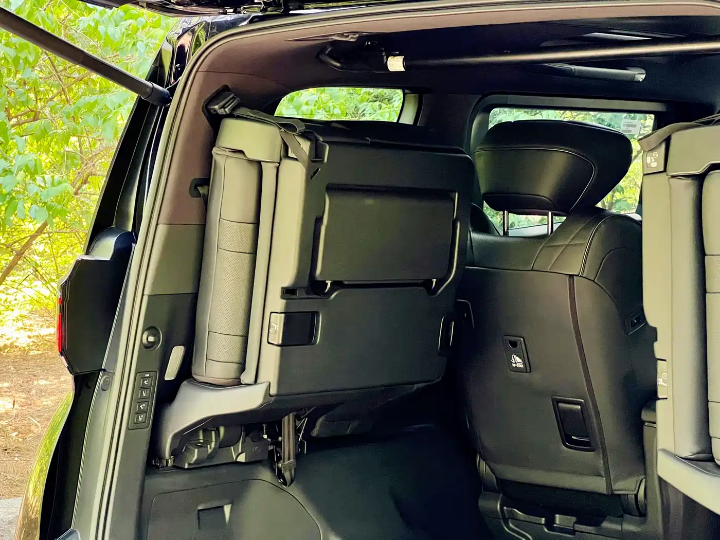 Toyota Vellfire 2024 Crown Hybrid 2.5L Premium Edition фото 11