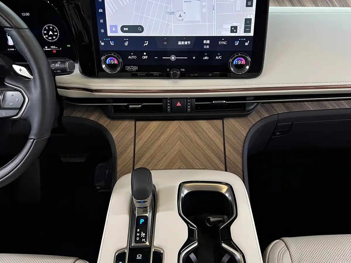 Lexus LM 2025 2025 Model 500h Six-Seater Prestige Edition