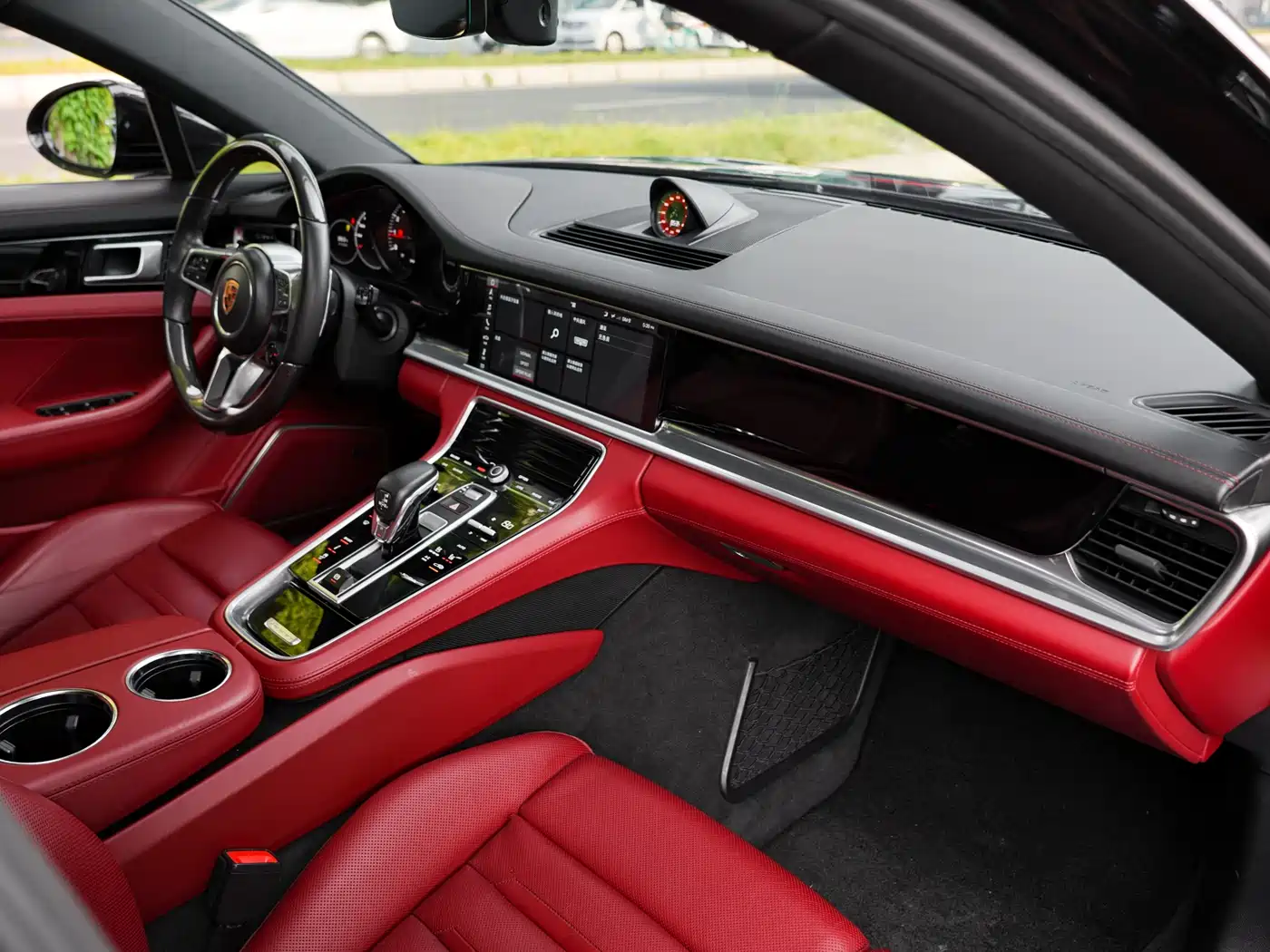 Porsche Panamera 2019 Panamera 4 Sport Turismo 2.9T фото 9
