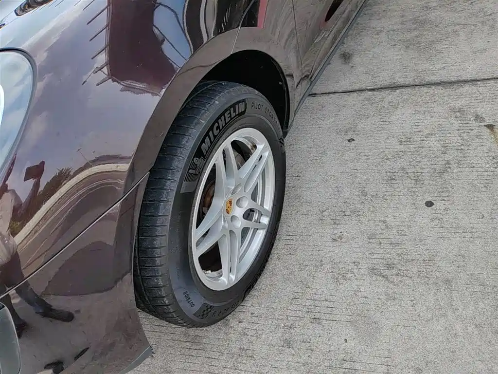 Porsche Macan 2017 Macan 2.0T фото 23