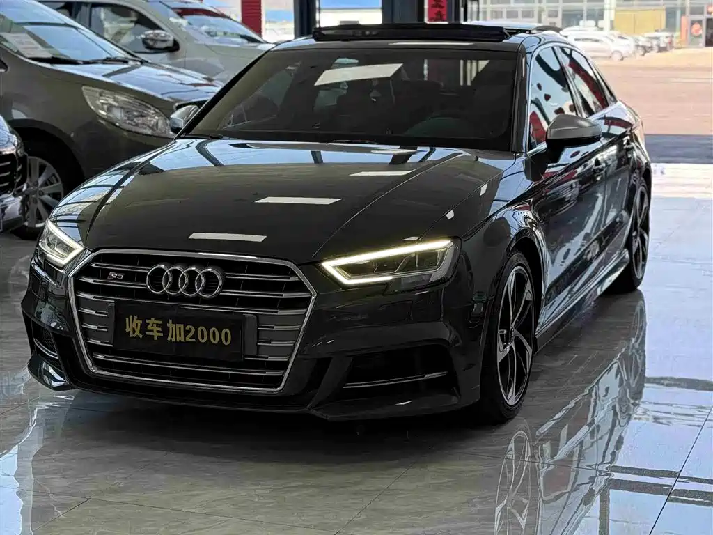 Audi S3 2019 Audi S3 2.0T Limousine фото 14