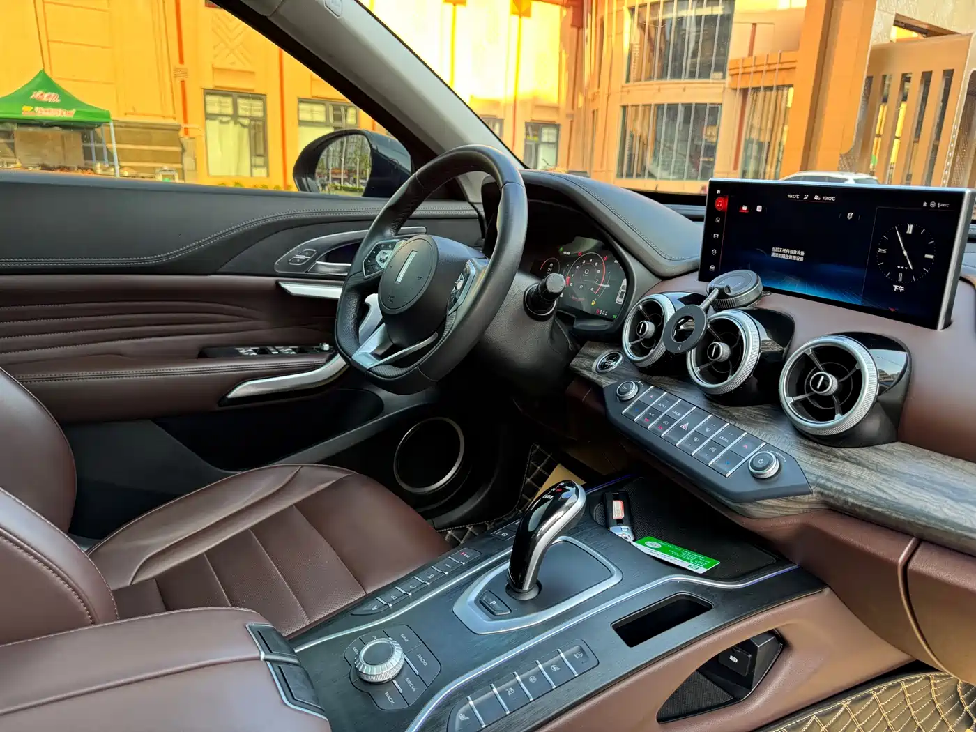 WEI PAI WEI BRAND VV7