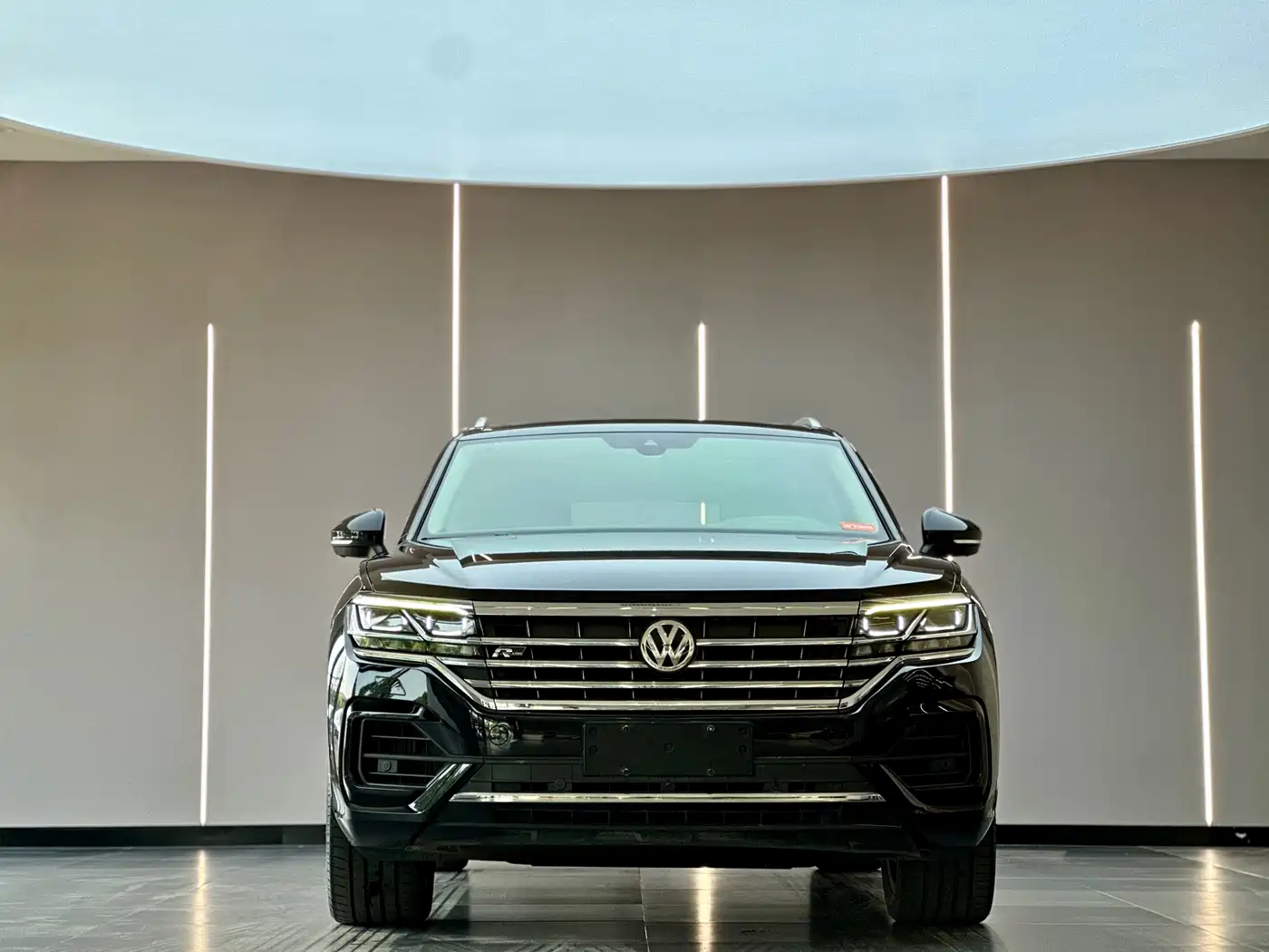 Volkswagen Touareg 2020 3.0TSI Enjoyment Edition China VI фото 2