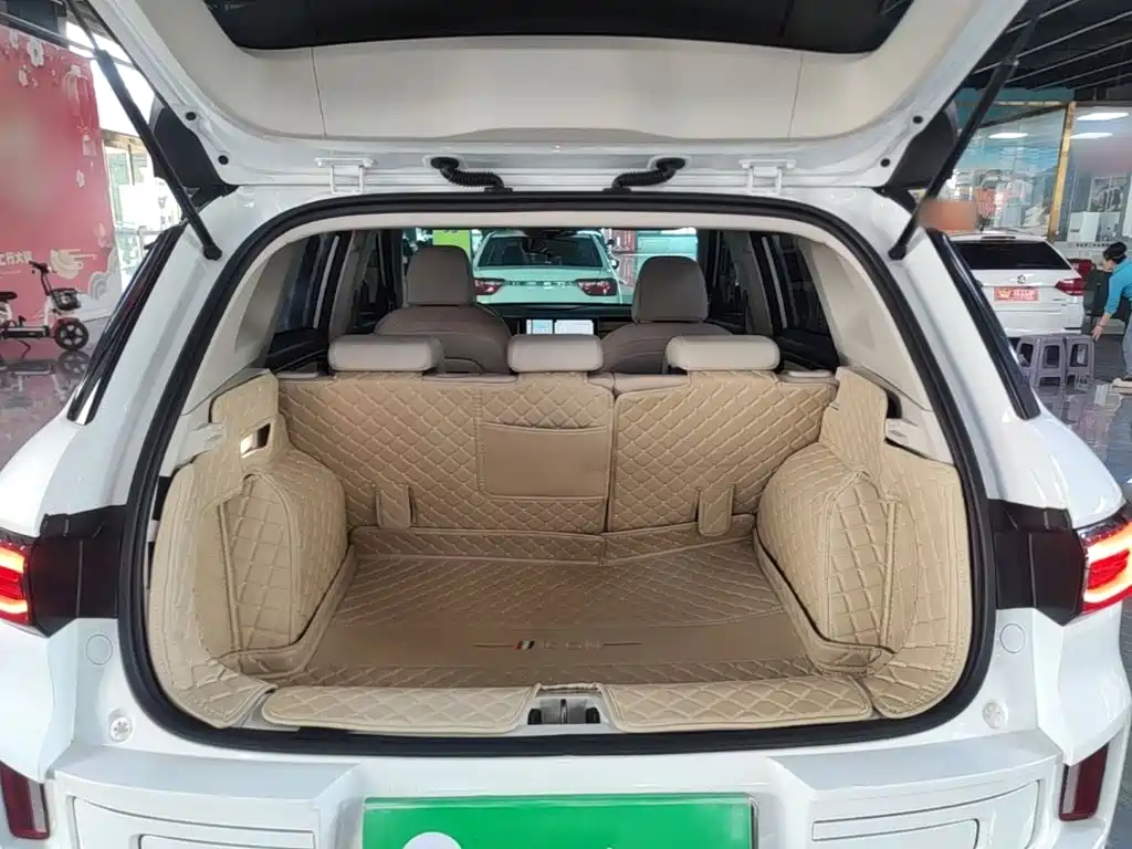 Geely ICON 2023 2023 Model 1.5TD Chocolate Deluxe Edition