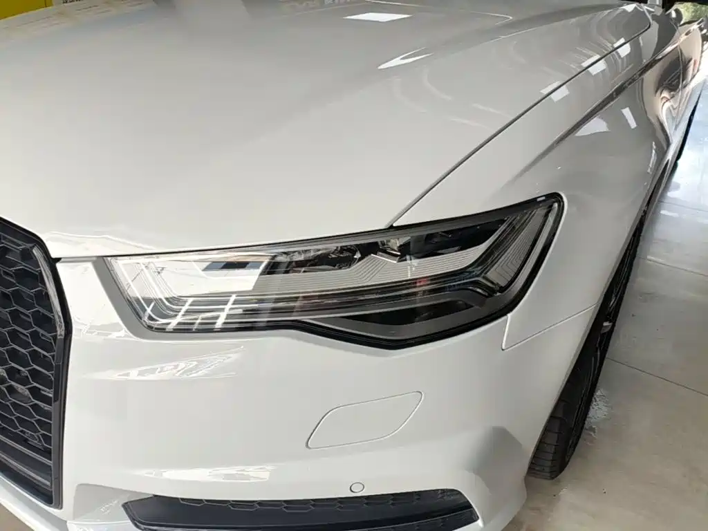 Фото 24 - Audi A6 (Import)