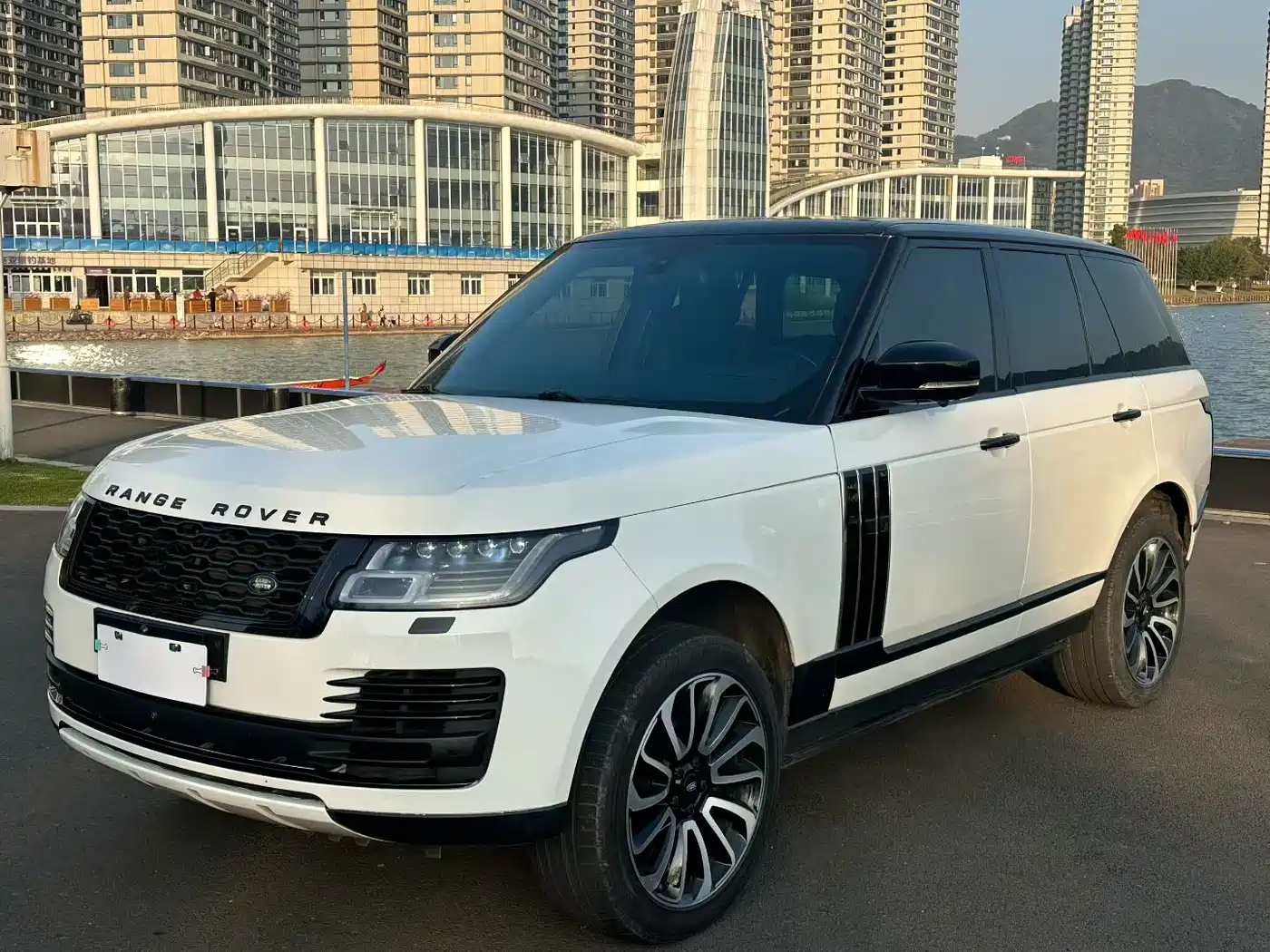 Land Rover Range Rover 2016 3.0 SC V6 Vogue