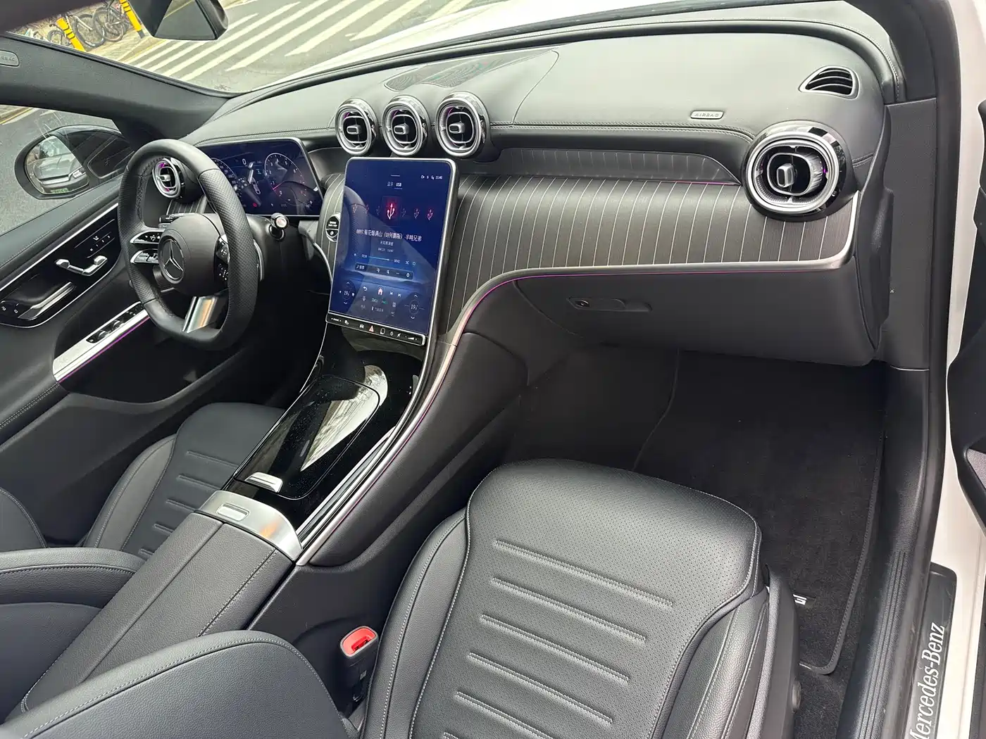 Mercedes-Benz GLC Coupe 2025 GLC 300 4MATIC Coupe SUV фото 12