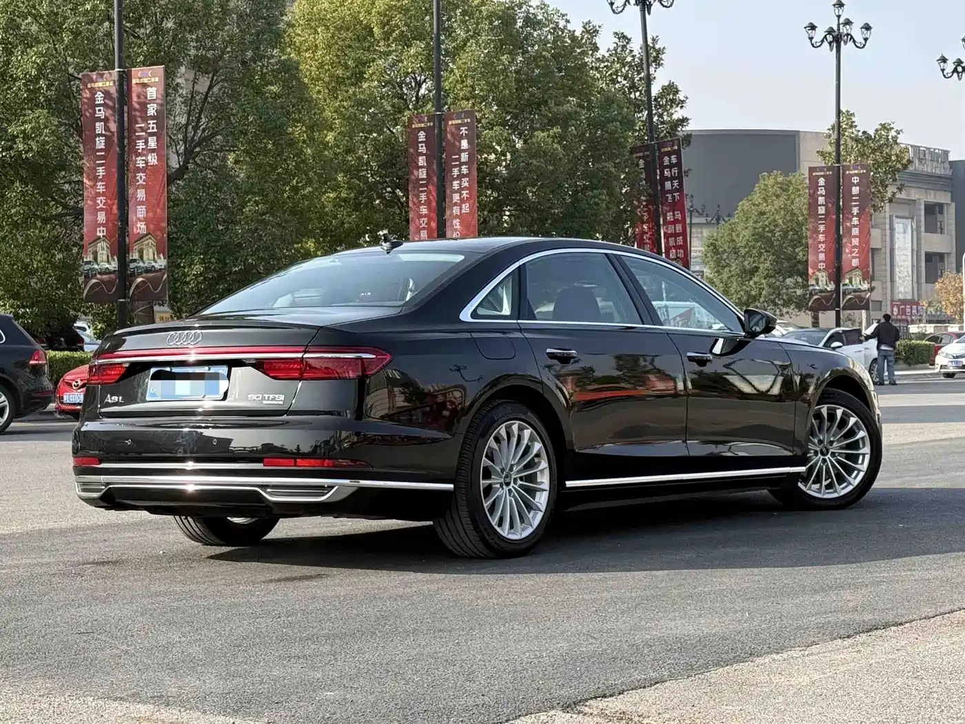 Audi A8 2021 A8L 50 TFSI quattro Comfort фото 13