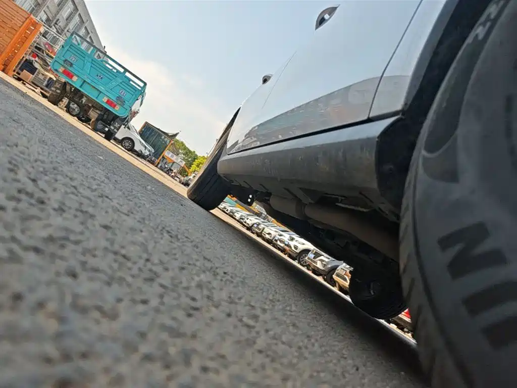 BYD Qin PLUS 2025 DM-i Smart Drive 55KM Leader фото 21