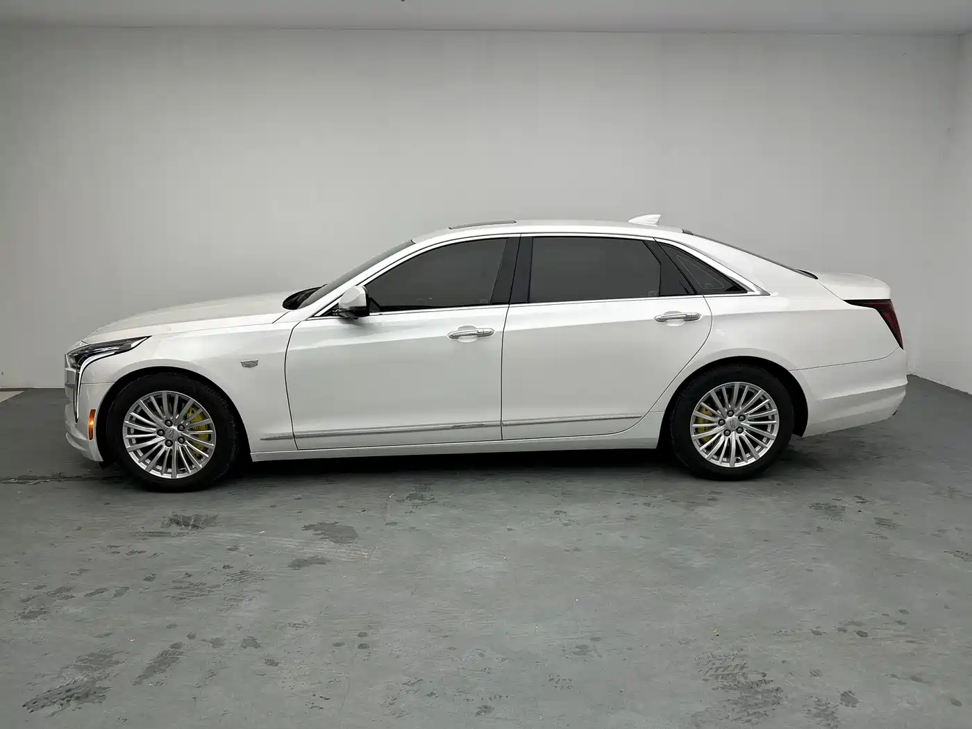 Cadillac CT6 2019 28T Fashion Model фото 8