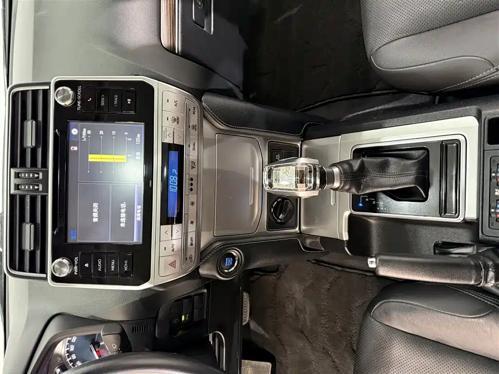 Toyota Prado 2019 3.5L Automatic TX-L Zunxiang Edition with Rear-mounted Spare Tire фото 14