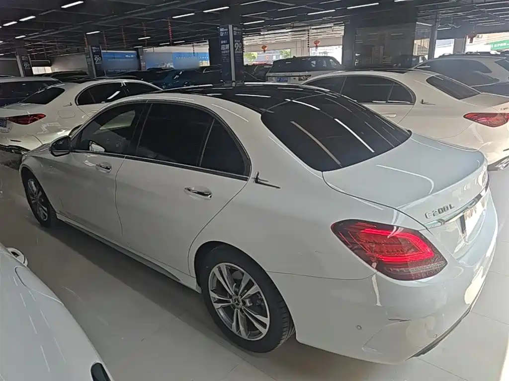 MERCEDES-BENZ CLASS C