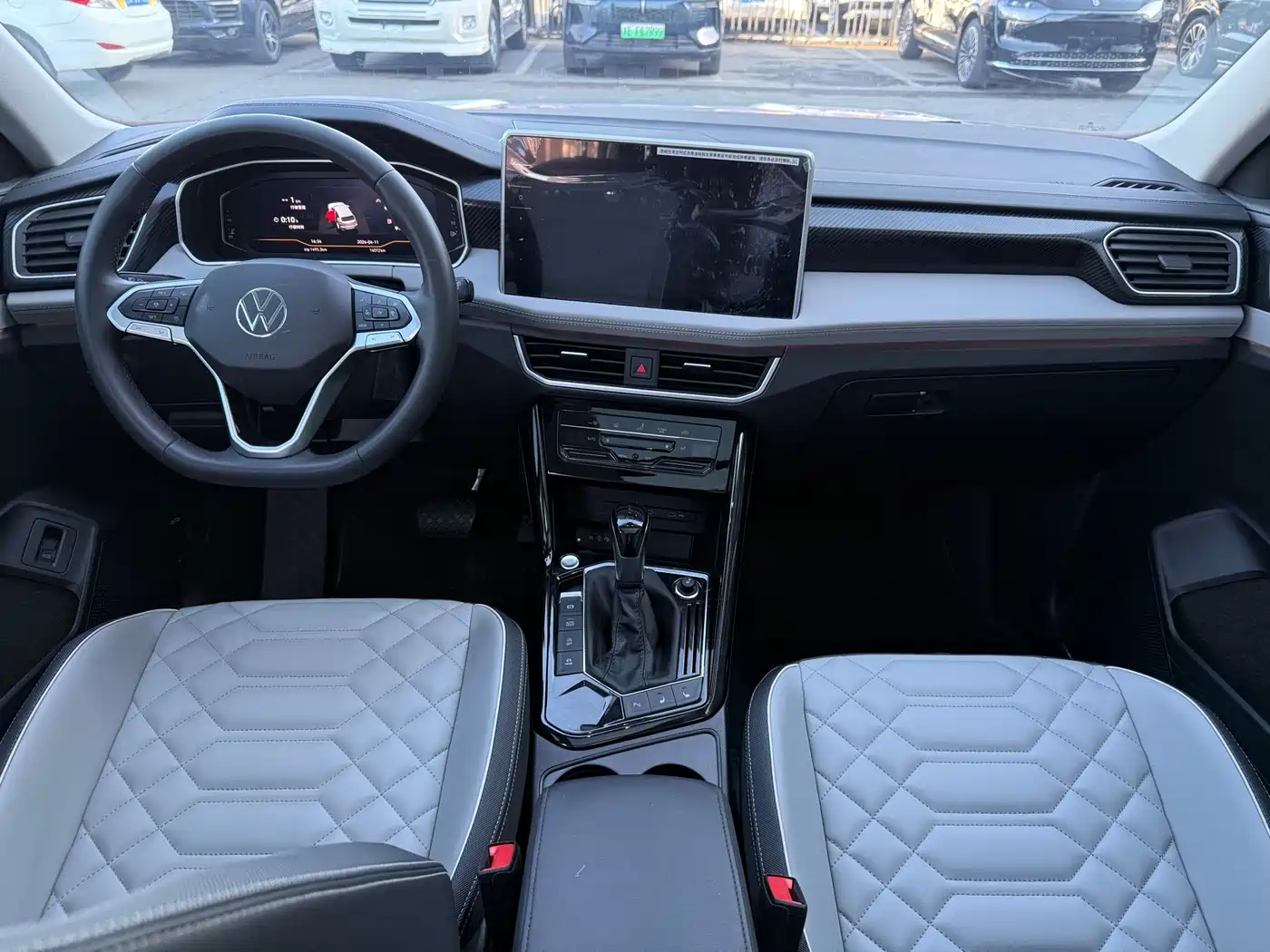 Volkswagen Tayron 2024 300TSI 2WD Luxury Plus Advanced фото 11