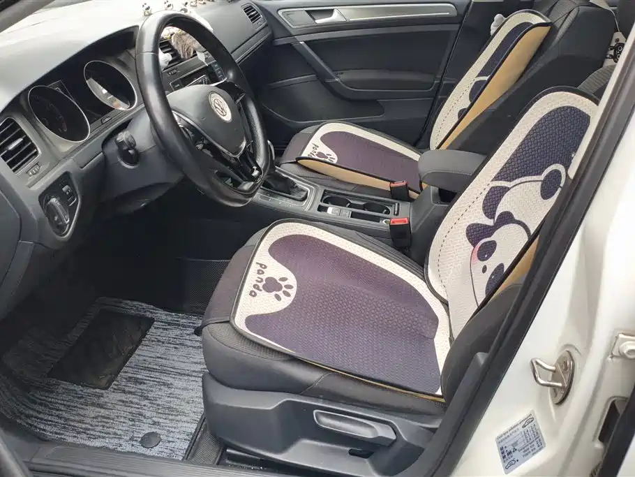 Volkswagen Golf 2016 230TSI Automatic Comfort фото 8