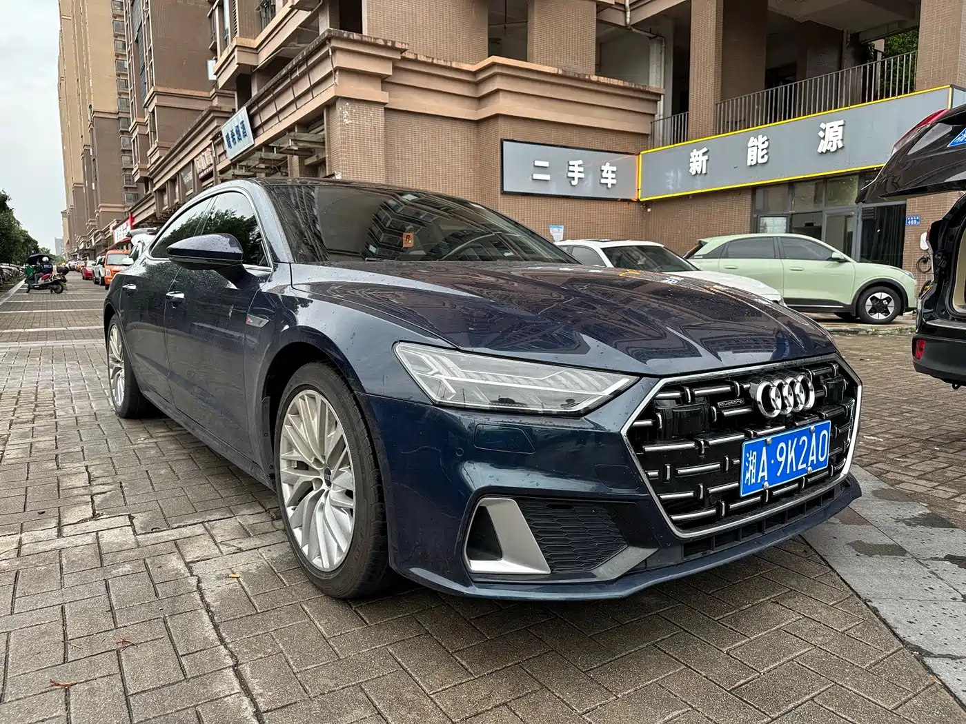 Audi A7L 2024 45TFSI S-line Dream Edition Crystal Package фото 3