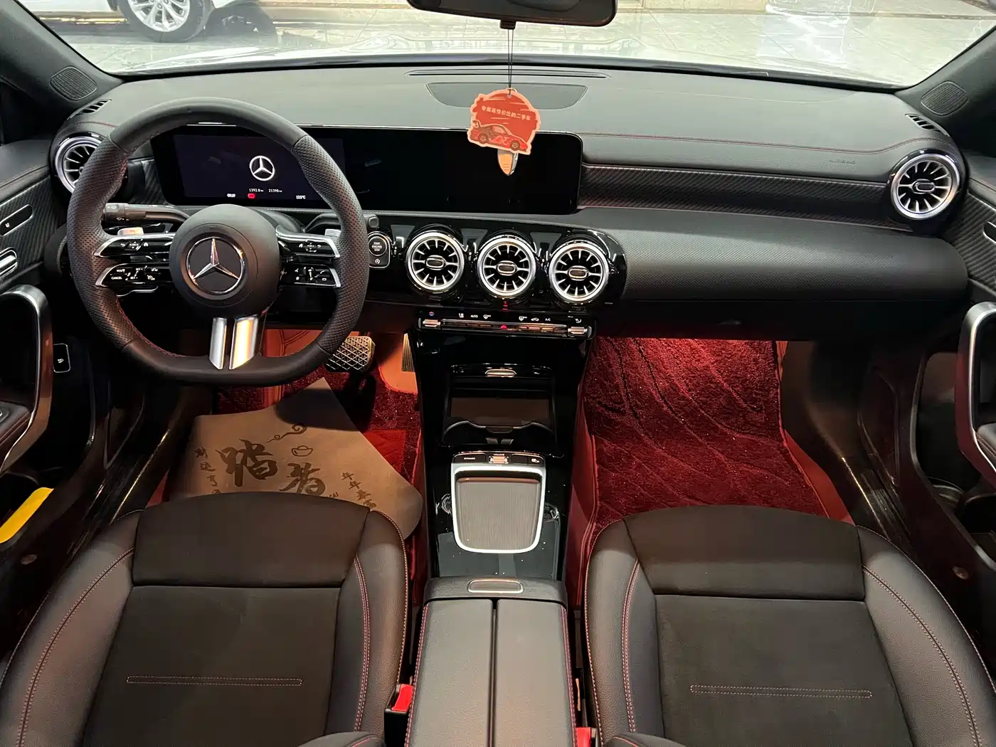 Mercedes-Benz A-Class 2024 A 200 L Fashion Edition фото 23