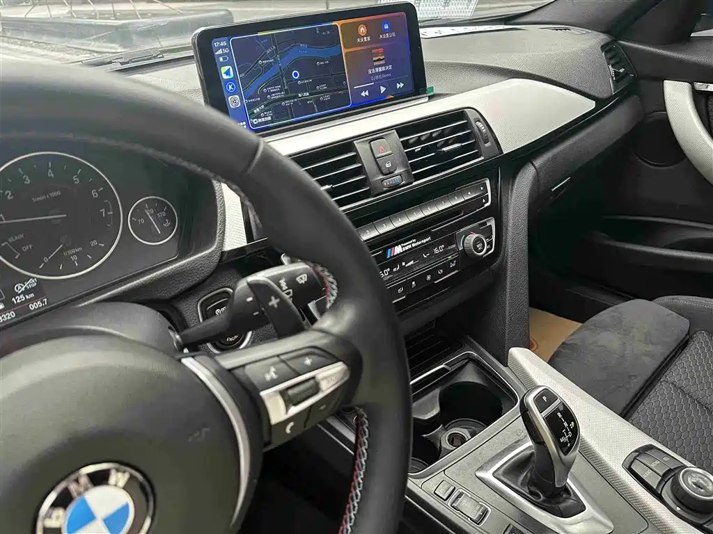 BMW 3 Series 2017 320i M Sport фото 15