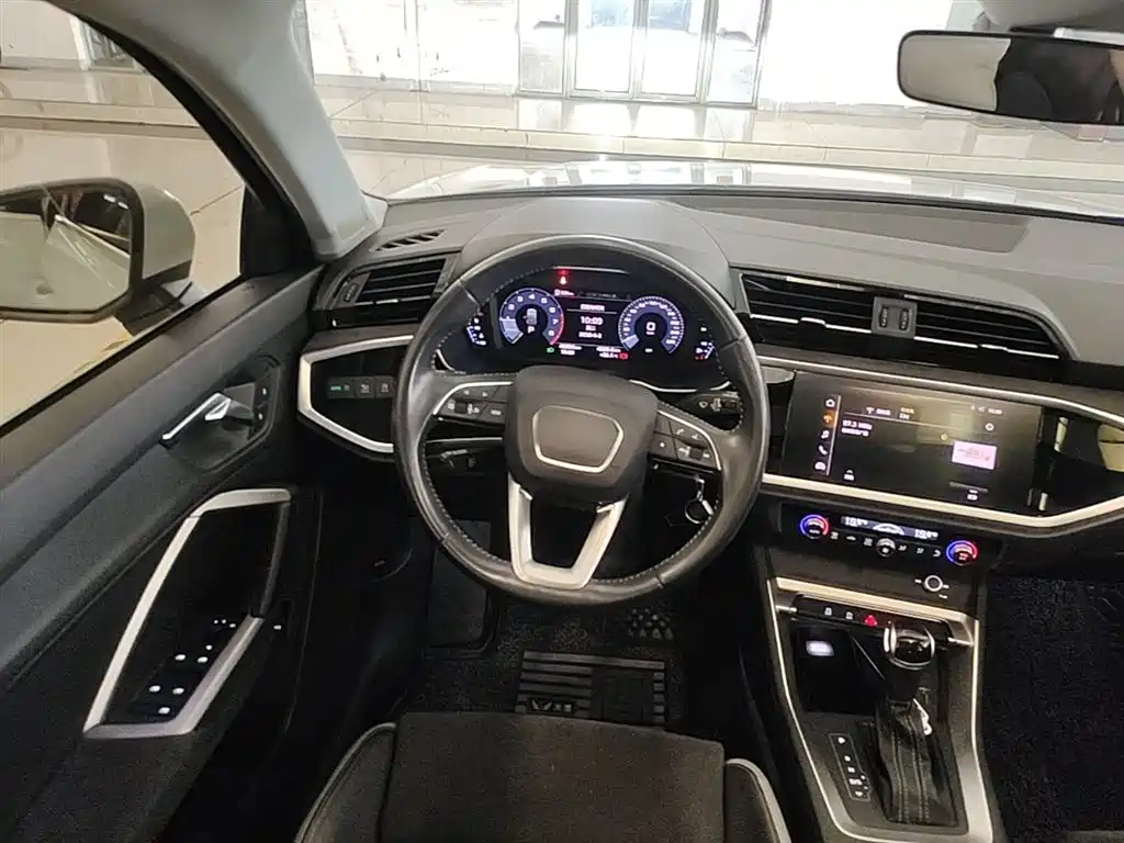 Audi Q3 2019 35 TFSI Progressive Sport фото 11