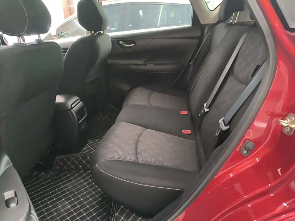 Nissan Tiida 2022 2021 1.6L CVT Cool Edition