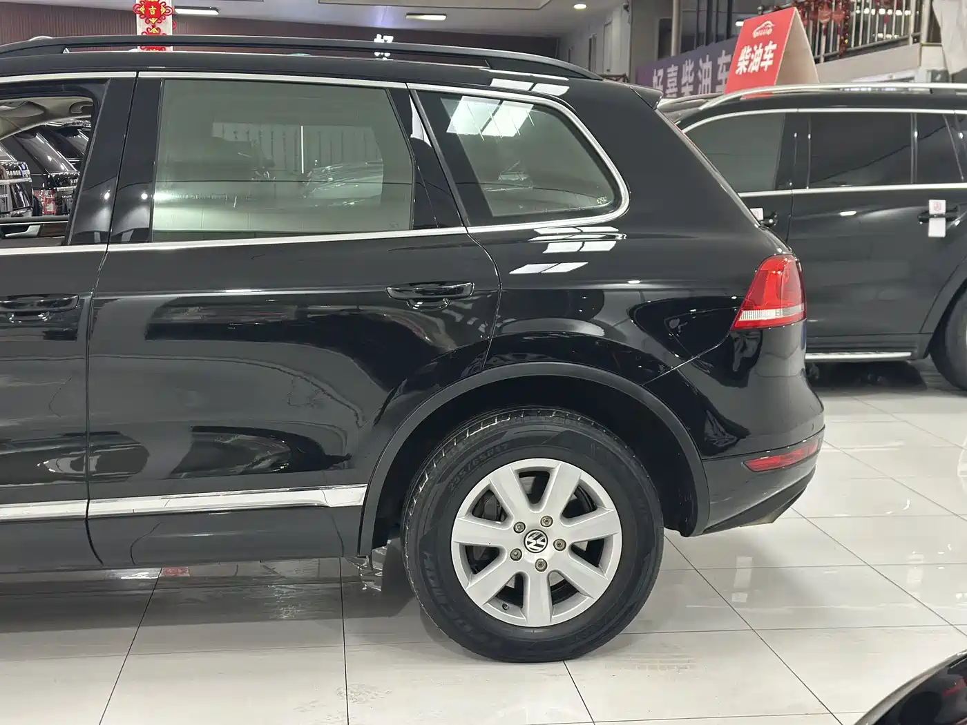 Volkswagen Touareg 2011 3.0TDI Diesel Standard фото 16
