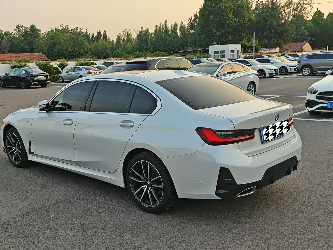 BMW 3 Series 2023 325Li M Sport Package фото 5