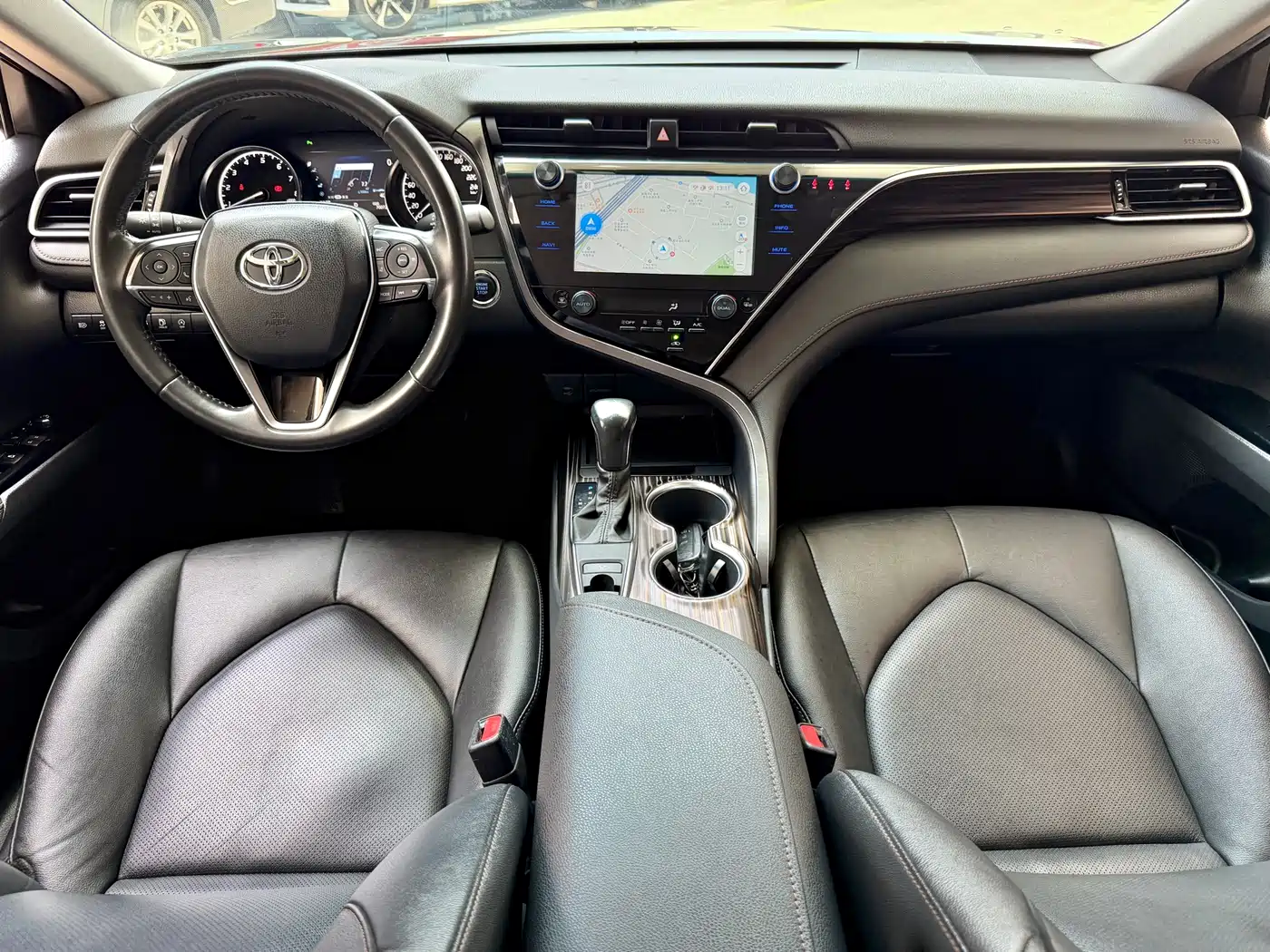 Toyota Camry 2021 2.0G Luxury Edition фото 7