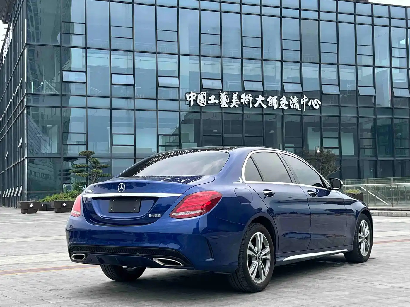 Mercedes-Benz C-Class 2017 Facelift C 200 L Sport Edition фото 9