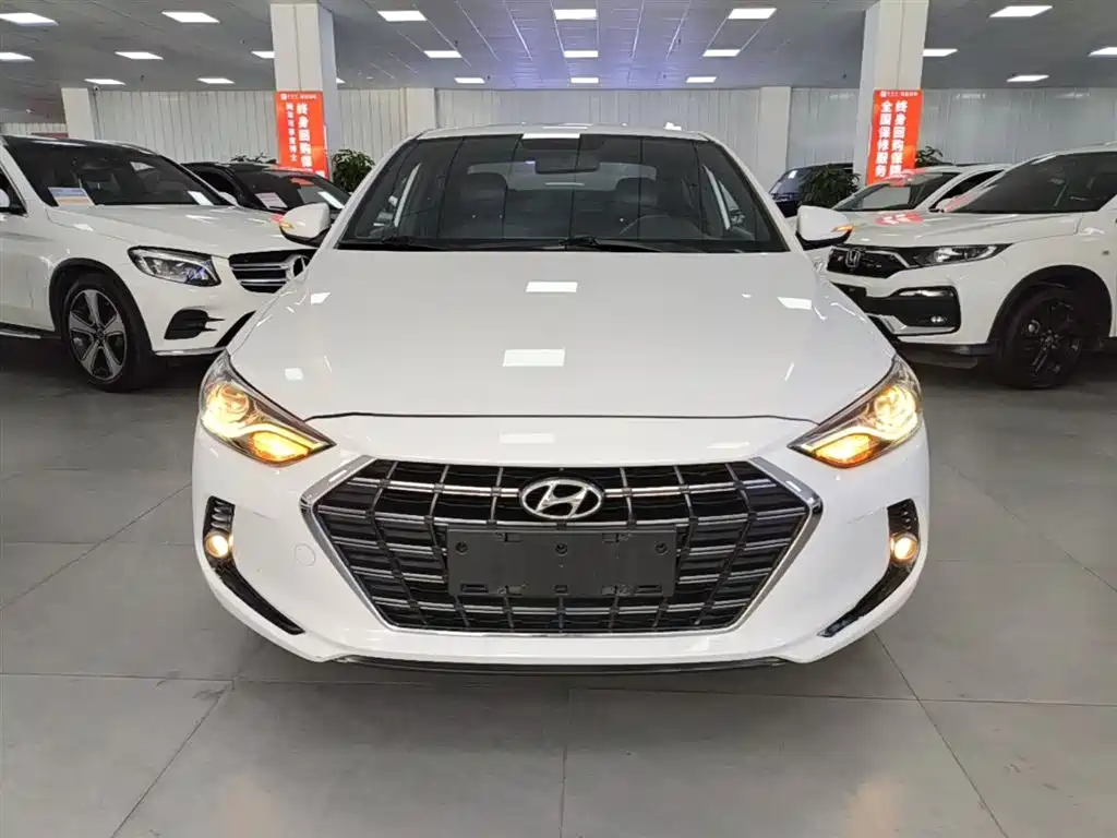 Hyundai Elantra 2018 1.4T DCT Dynamic·Vitality Model фото 3
