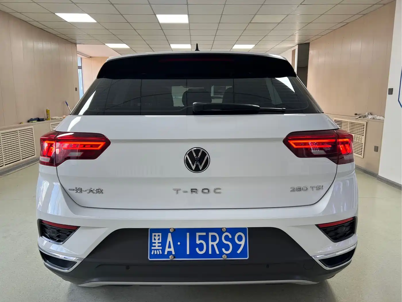 Volkswagen T-ROC 2022 280TSI DSG 2WD Elite PLUS фото 5