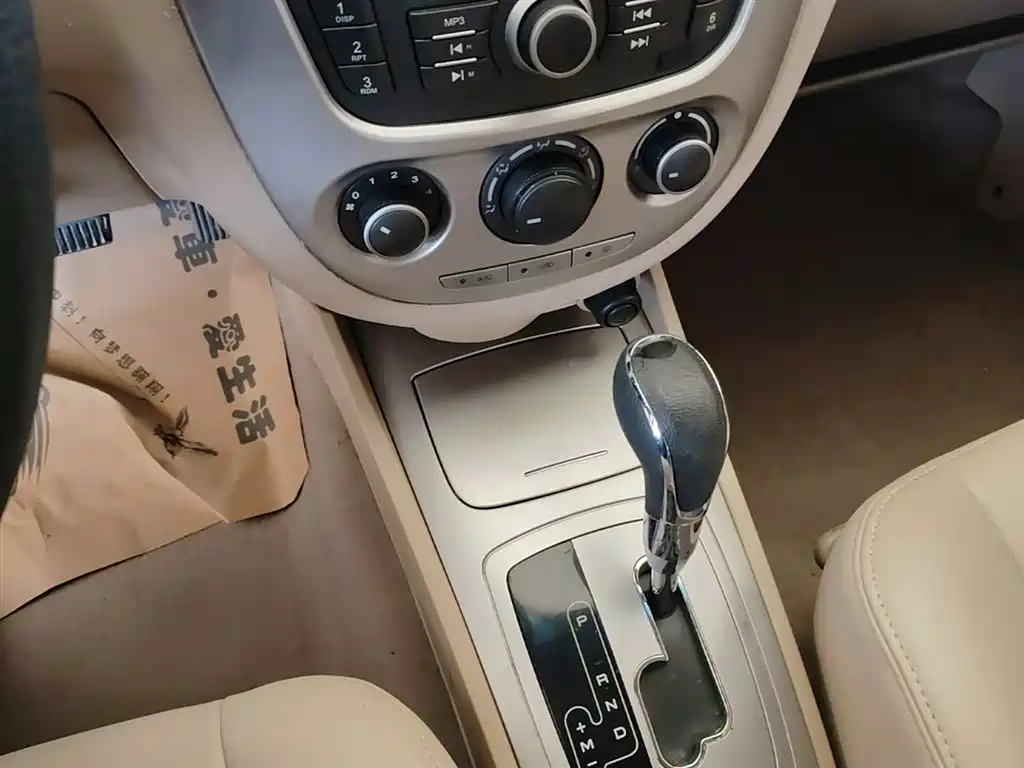 Buick Excelle 2013 1.5L Automatic Classic фото 14