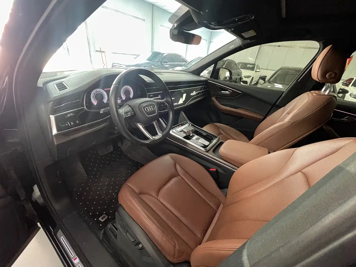 AUDI Q7