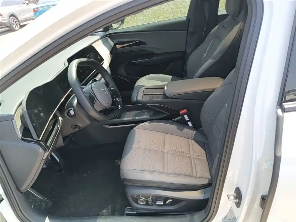 Hongqi EH7 2024 Model 760 Pro+ AWD фото 22