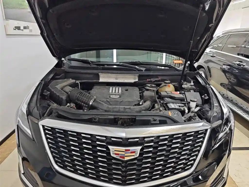 Cadillac XT5 2022 2.0T 2WD Luxury фото 20