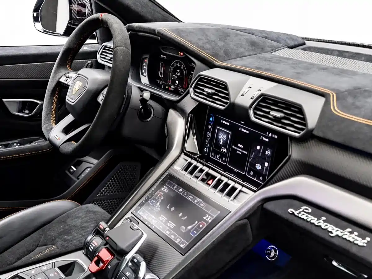 Lamborghini Urus 2022 4.0T V8 Performante фото 9