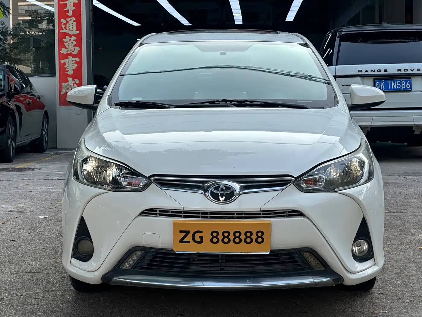 Toyota YARiS L Zhi Xiang 2017 1.5G CVT Dynamic Sunroof Edition фото 2