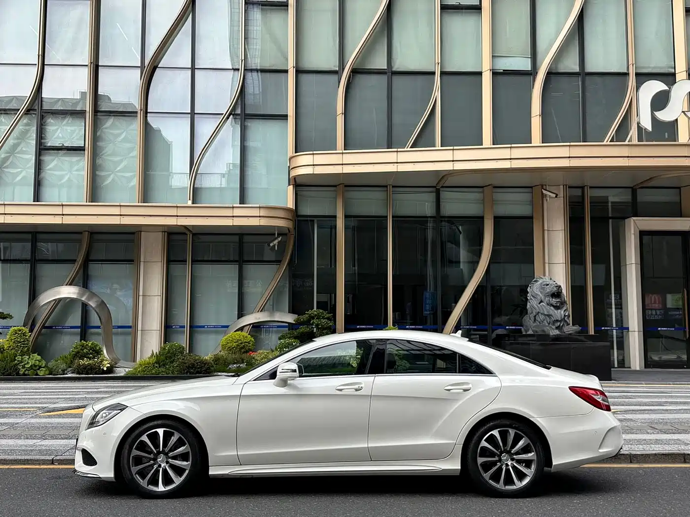 Mercedes-Benz CLS 2015 CLS 320 фото 11