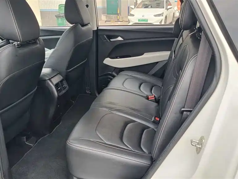 BAOJUN 530