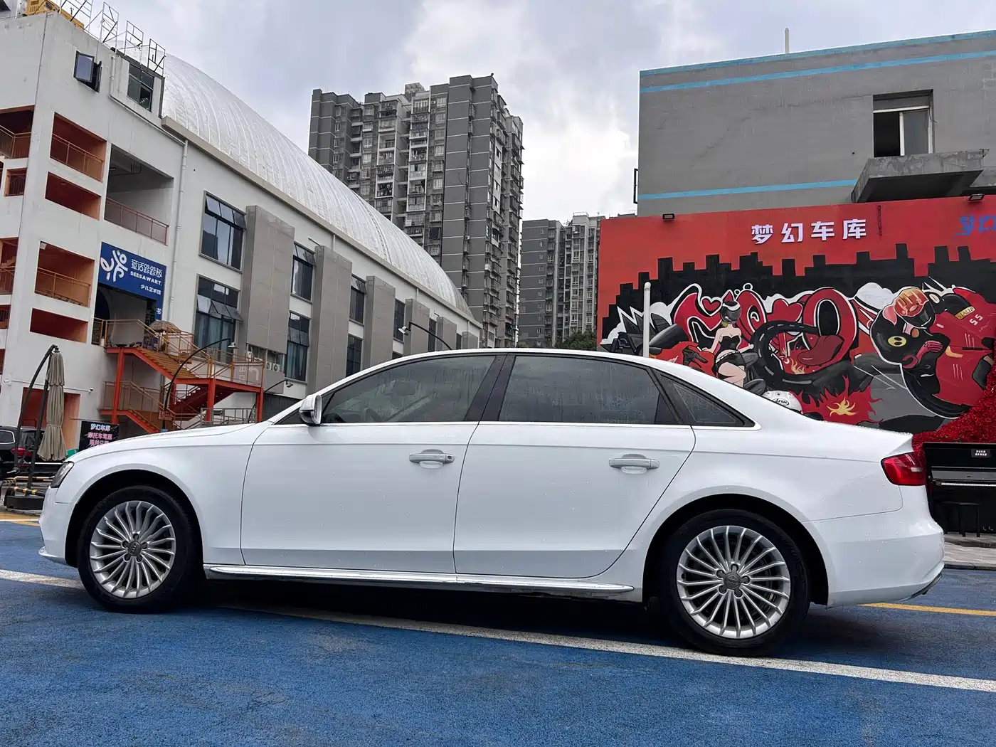 Audi A4L 2016 35 TFSI Collector's Edition S line Comfort фото 8