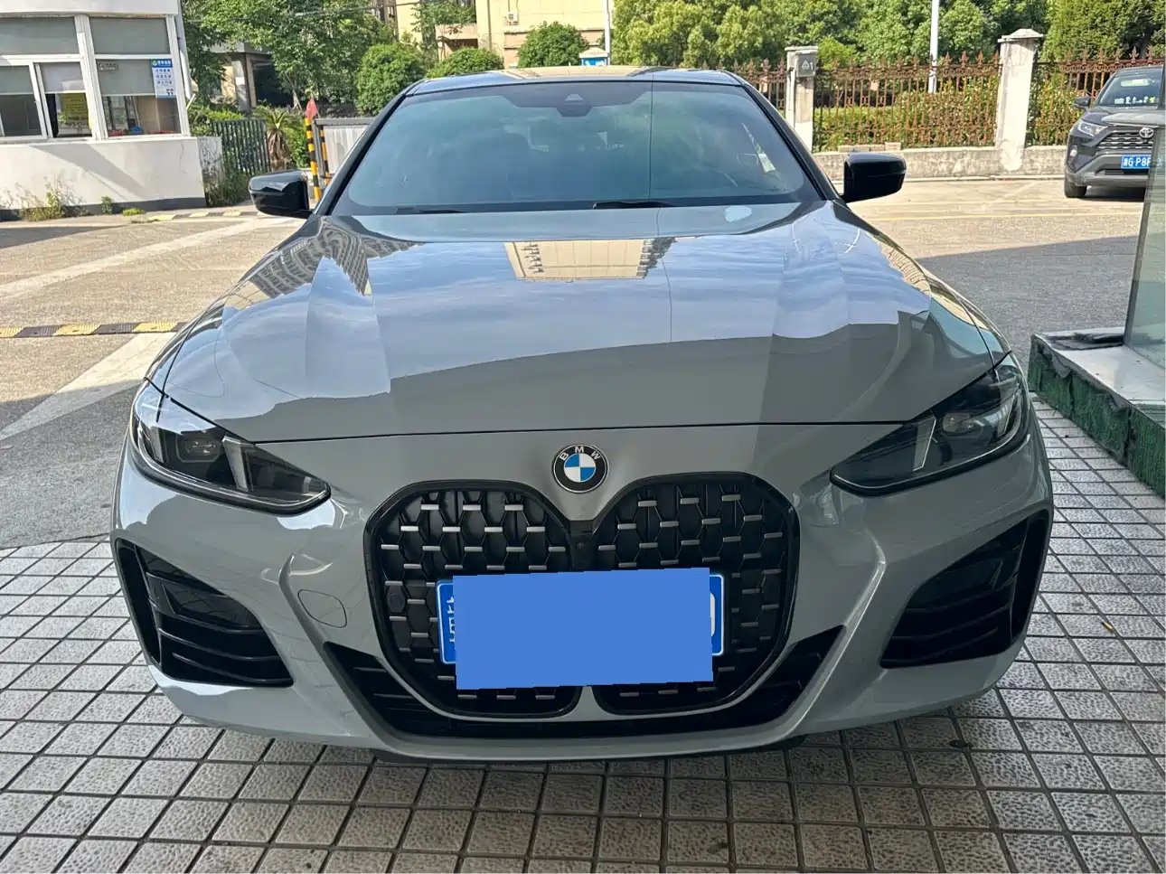 BMW 4 Series 2024 430i M Sport Shadow Edition фото 3