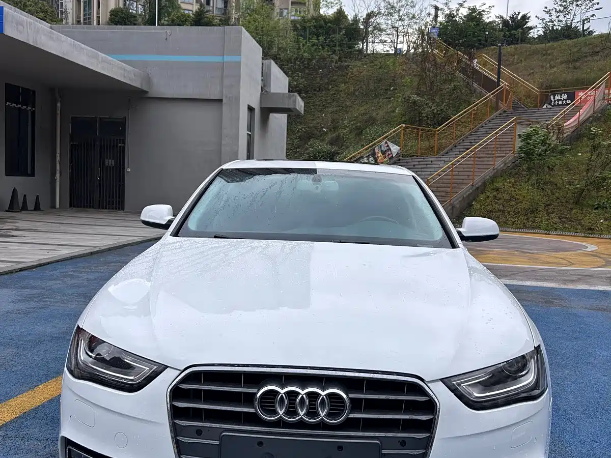 Audi A4L 2016 35 TFSI Collector's Edition S line Comfort