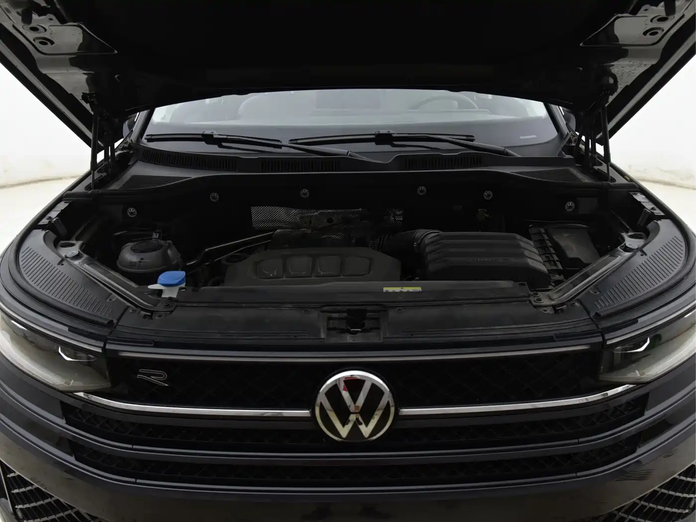 Volkswagen Talagon 2024 380TSI 4WD R-Line Cruise Shared Edition фото 14