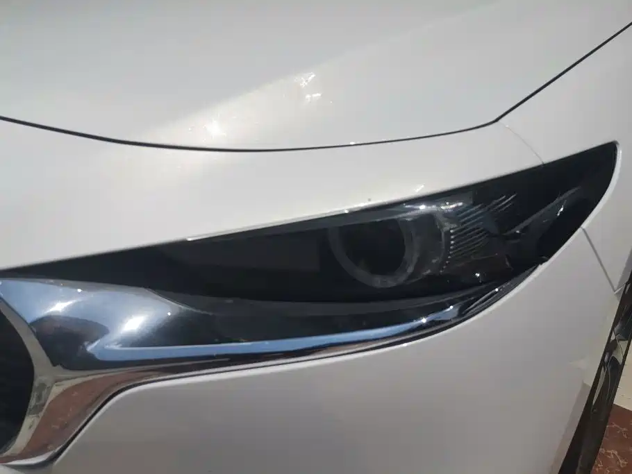 2025 Mazda Mazda3 Axela