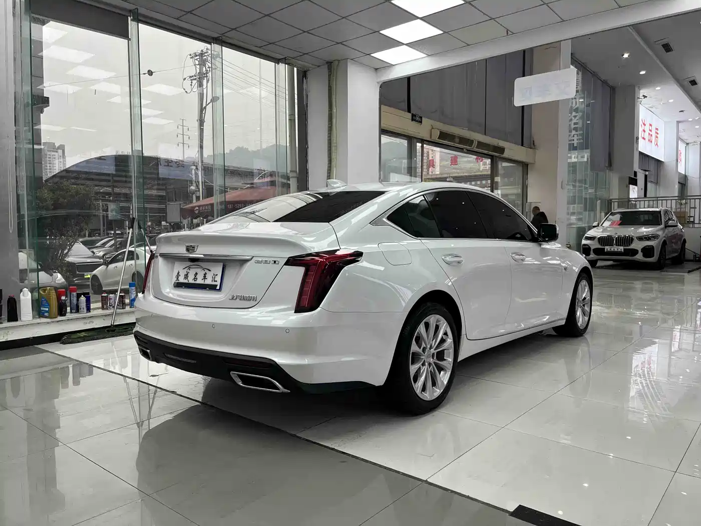 CADILLAC CT5