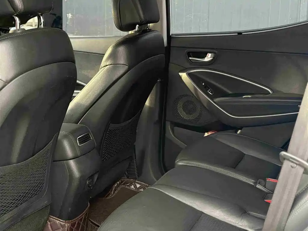 Hyundai Santa Fe 2013 2.0T Automatic AWD Premium фото 5