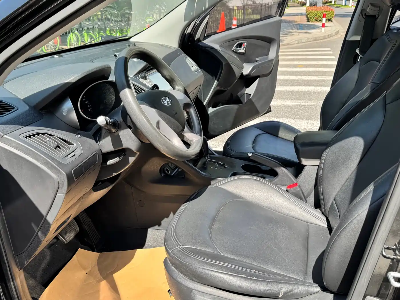 Hyundai Beijing Hyundai ix35 2015 2.0L Automatic 2WD Comfort China V фото 8