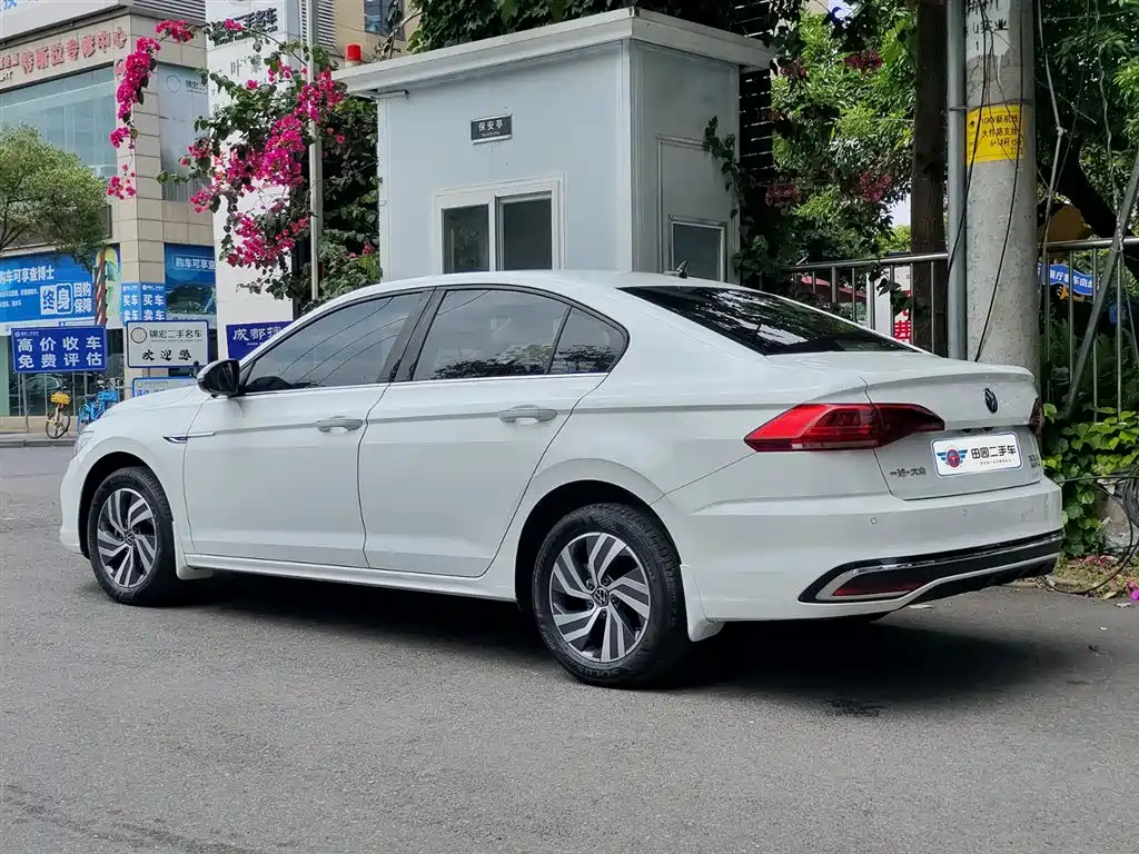 Volkswagen Bora 2023 Model 280TSI DSG Comfort Edition фото 4