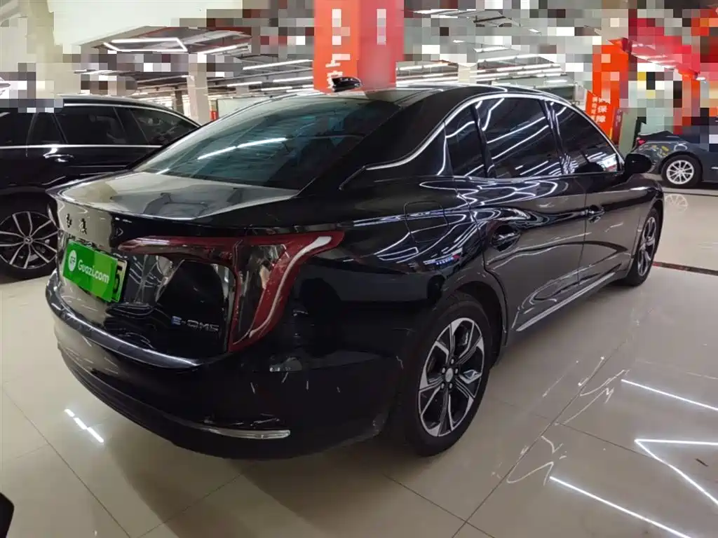 Hongqi E-QM5 2023 Basic Travel Edition фото 7