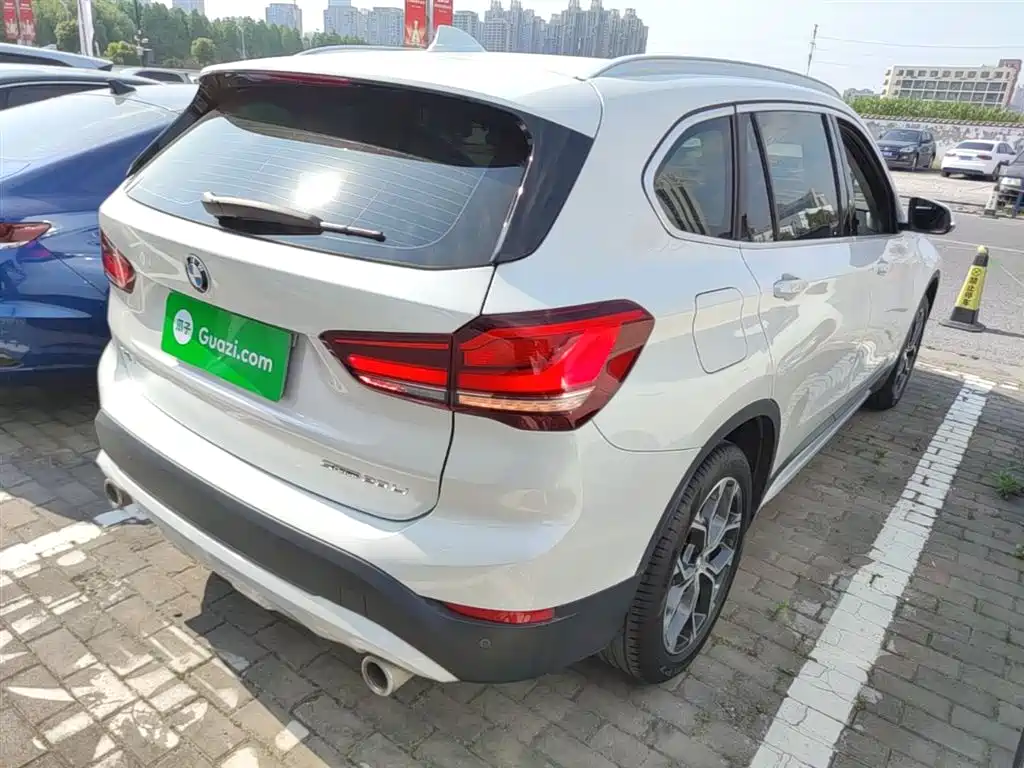 BMW X1 2020 sDrive20Li Premium Edition фото 7