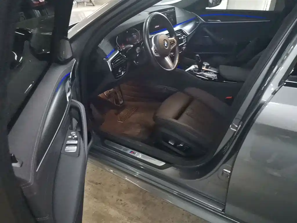 BMW 5 Series (Import) 2022 Facelift 530i M Sport Package фото 23