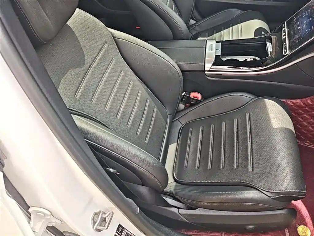 Mercedes-Benz C-Class 2023 C 260 L Night Edition Sport фото 25